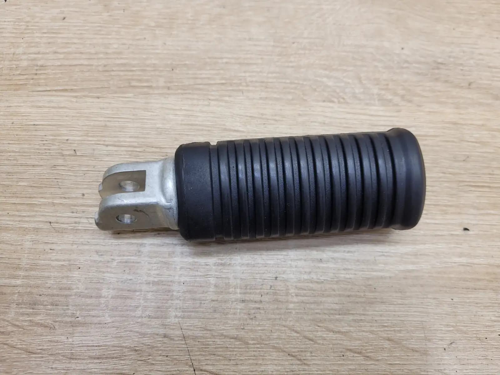 Harley Davidson 2018 Softails FXLRS Front Left Footrest / Peg